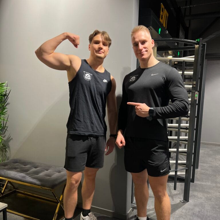 RP Fitness treening jõusaalis